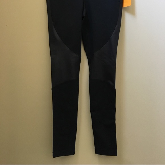 2 NWT Champion C9 Black Workout Leggings Size MED - Picture 1 of 3
